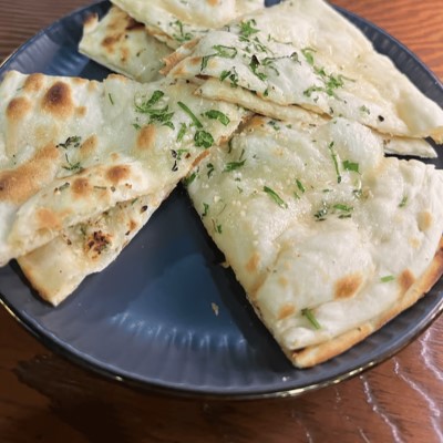 garlic naan